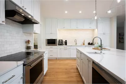 601 15th St, Boulder, CO 80302 - Photo 17