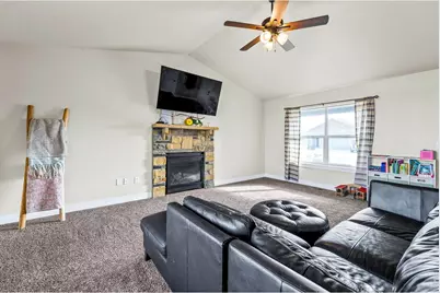 1114 Cottontail Ln, Wiggins, CO 80654 - Photo 7