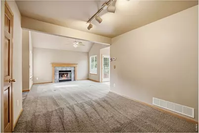 932 Richmond Dr #V-2, Fort Collins, CO 80526 - Photo 17