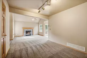 932 Richmond Dr, Fort Collins, CO 80526 - Photo 17