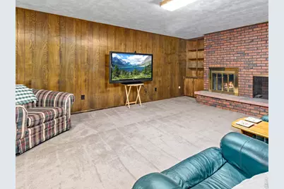 309 Glenview Ct, Longmont, CO 80504 - Photo 29