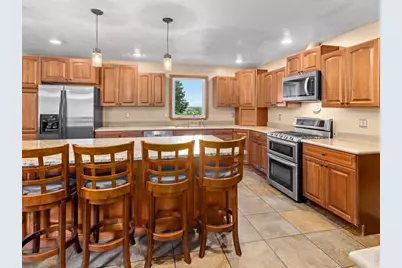 309 Glenview Ct, Longmont, CO 80504 - Photo 9