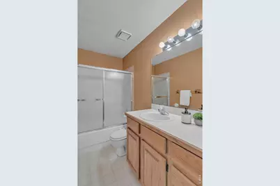 2924 Lake Park Way, Longmont, CO 80503 - Photo 25