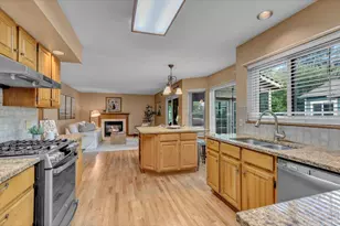 2924 Lake Park Way, Longmont, CO 80503 - Photo 11