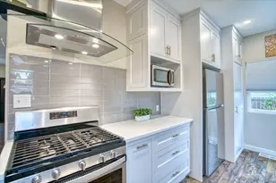 524 E 1st St, Loveland, CO 80537 - Photo 9