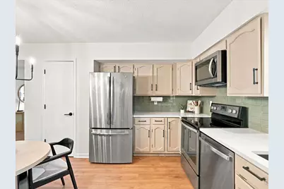 545 E 11th St, Loveland, CO 80537 - Photo 11