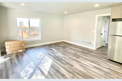 614 Lesser Dr, Fort Collins, CO 80524 - Photo 3