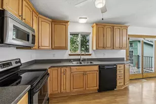 906 Foothills Ct, Windsor, CO 80550 - Photo 11