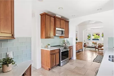 649 S Ogden St, Denver, CO 80209 - Photo 7