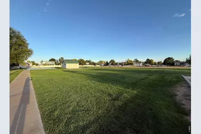 1131 S Olive Ave, Milliken, CO 80543 - Photo 35