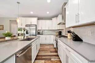 51 Solstice Ct, Erie, CO 80516 - Photo 5