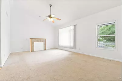 4214 Mariposa Ln, Evans, CO 80620 - Photo 5
