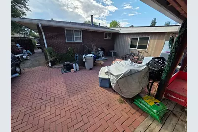 12 Huntington Ct, Longmont, CO 80503 - Photo 3