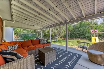 2555 E Maplewood Ave, Centennial, CO 80121 - Photo 25