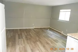 1052 E 5th St, Loveland, CO 80537 - Photo 9