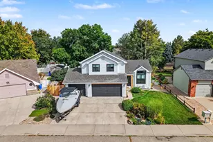 3856 Larkspur Ct, Loveland, CO 80538 - Photo 1