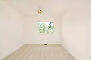 302 Sanders Cir, Erie, CO 80516 - Photo 11