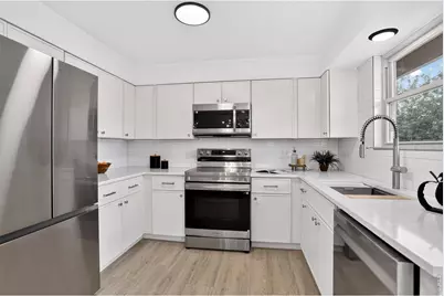 924 Tony Pl, Longmont, CO 80501 - Photo 3