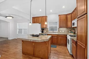 1636 Metropolitan Dr, Longmont, CO 80504 - Photo 5