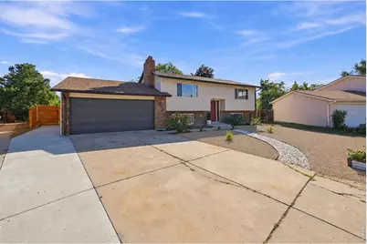 7402 S Upham St, Littleton, CO 80128 - Photo 3