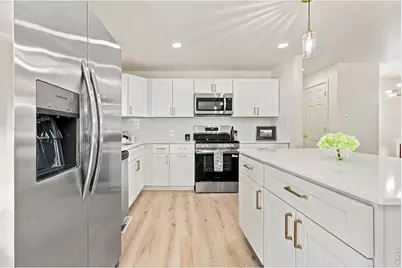 7402 S Upham St, Littleton, CO 80128 - Photo 11
