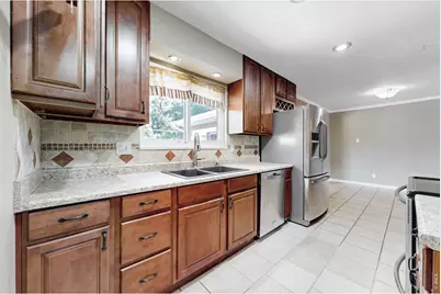 1016 Jennifer Dr, Loveland, CO 80537 - Photo 7