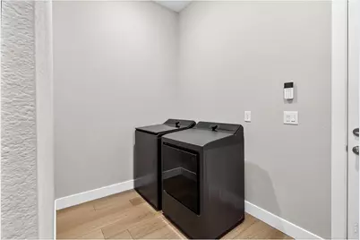 8548 S Quatar St, Aurora, CO 80016 - Photo 17