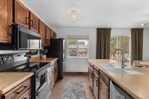 1204 Balmora St, Lafayette, CO 80026 - Photo 11