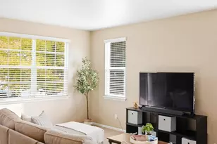 1564 Harpendon Ct, Windsor, CO 80550 - Photo 9