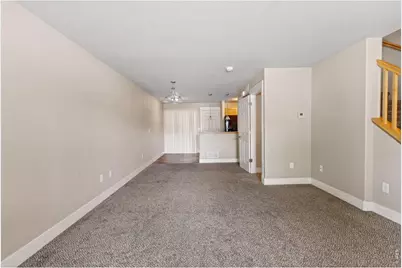 1928 Ravenview Rd, Fort Collins, CO 80521 - Photo 5