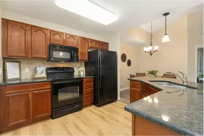 2133 Krisron Rd #B205, Fort Collins, CO 80525 - Photo 9