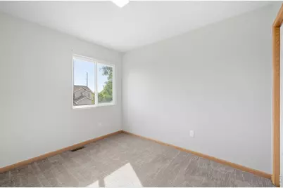 426 Lilac Ave, Eaton, CO 80615 - Photo 15