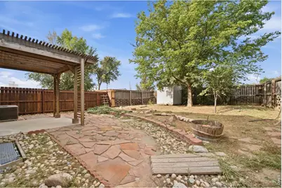 426 Lilac Ave, Eaton, CO 80615 - Photo 17