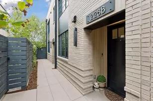 2128 Pearl St, Boulder, CO 80302 - Photo 3