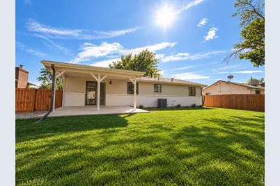 2253 Smith Dr, Longmont, CO 80501 - Photo 47