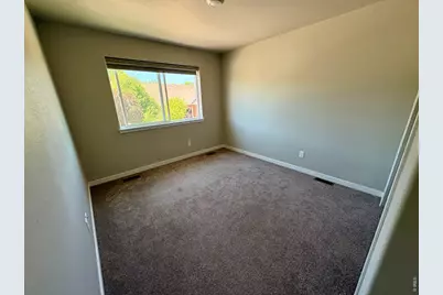 333 Pyramid Peak St, Berthoud, CO 80513 - Photo 15