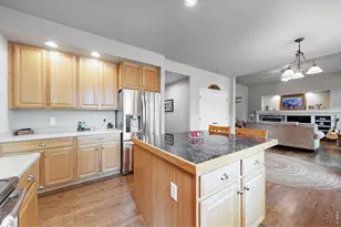 2313 Village Ln, Longmont, CO 80503 - Photo 11