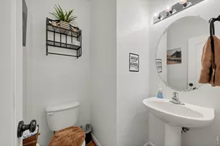 2052 Salida Ct, Loveland, CO 80538 - Photo 11