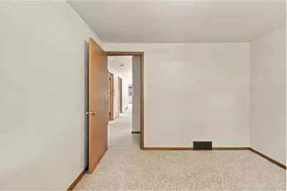 1220 Sherman St, Longmont, CO 80501 - Photo 17