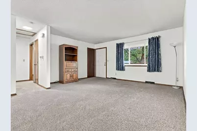 2625 Meadowbrook Ln, Greeley, CO 80634 - Photo 5