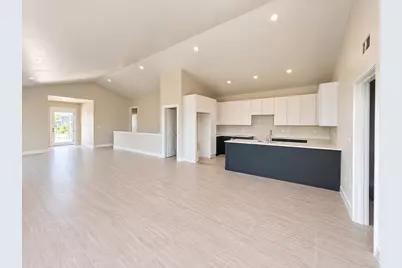 1667 Taft Gardens Cir, Loveland, CO 80537 - Photo 3