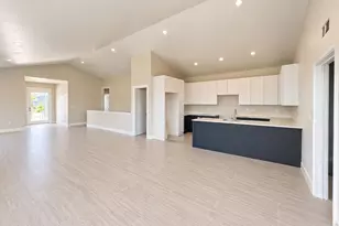 1667 Taft Gdns Cir, Loveland, CO 80537 - Photo 3