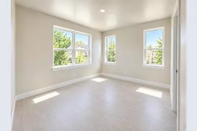 1667 Taft Gardens Cir, Loveland, CO 80537 - Photo 7