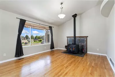 8895 Indian Village Dr, Wellington, CO 80549 - Photo 5