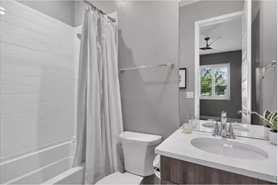 6048 N Beeler Ct, Denver, CO 80238 - Photo 23
