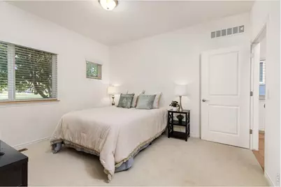226 N Parkside Dr #D, Longmont, CO 80501 - Photo 15