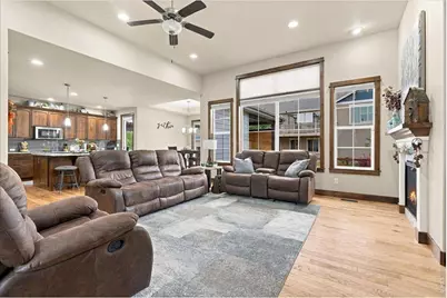 417 N 78th Ave, Greeley, CO 80634 - Photo 7