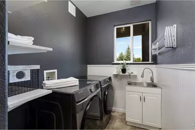 1702 Sicily Dr, Longmont, CO 80503 - Photo 27
