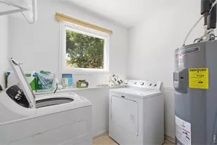 8201 Hallett Ct, Fort Collins, CO 80528 - Photo 17