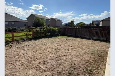 1675 Highfield Dr, Windsor, CO 80550 - Photo 23